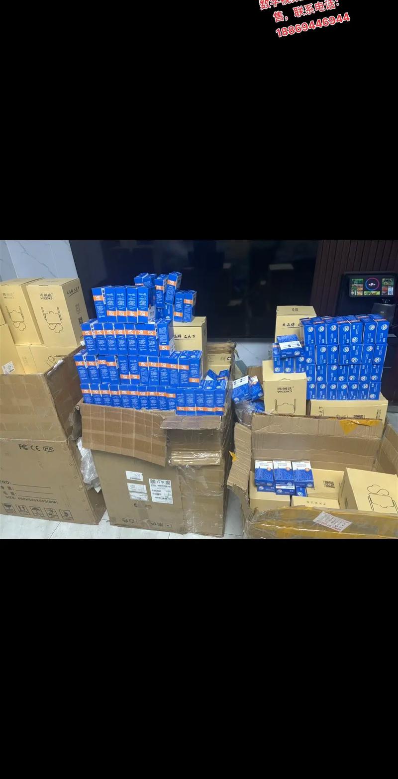 本店经营范围服务:计算机软硬件及辅助设备零售;计算机及办公设